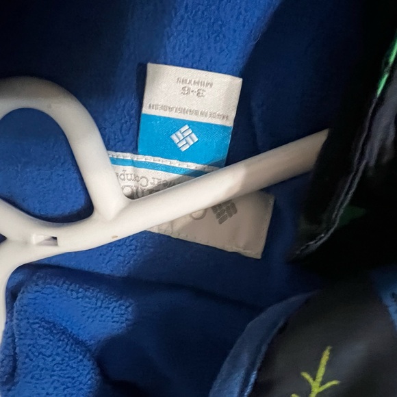 Snow suit - Picture 3 of 3